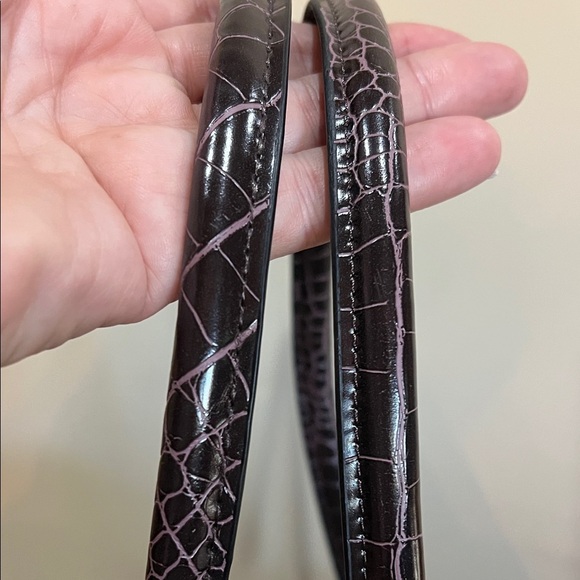 Aldo | Rich Brown Croc-Embossed Shoulder Bag w/ Bag Charm - Picture 11 of 15